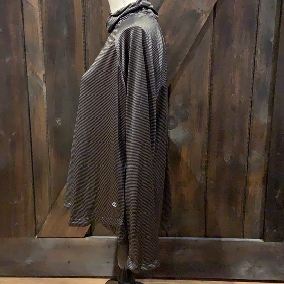 Spalding plus Dri-Fit long sleeve high neck top - Picture 4 of 12